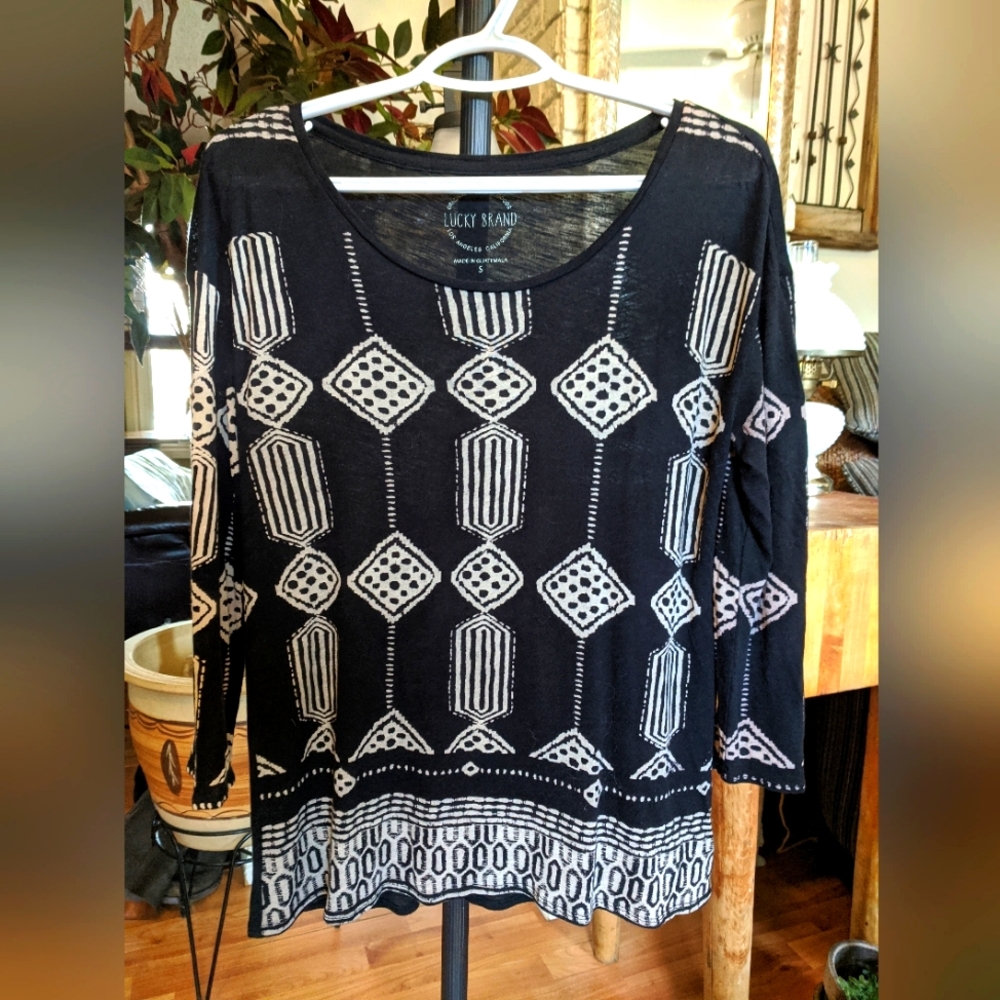 Soft light Lucky Brand top s/m
